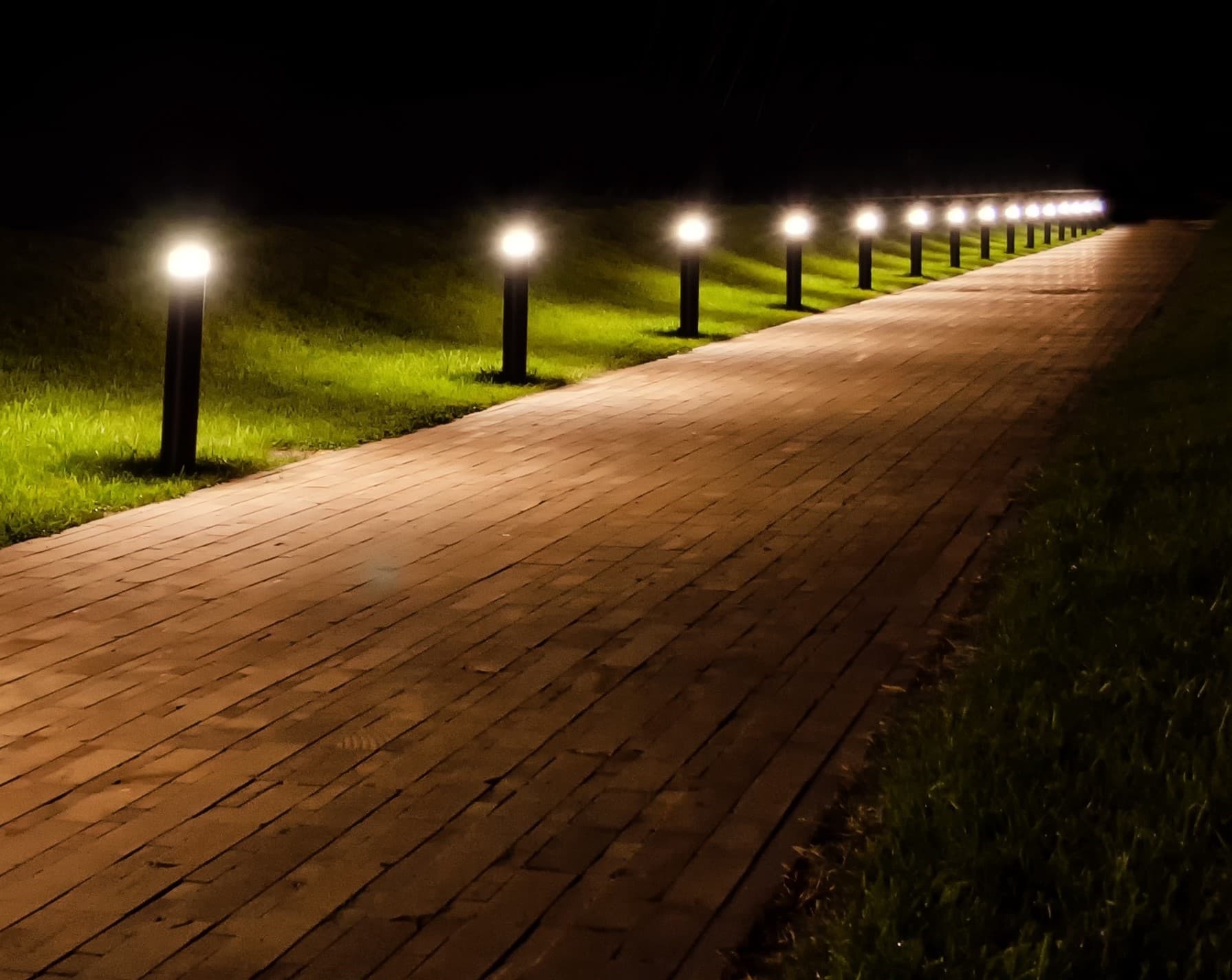 Bollard Led Light Outdoors Steel 14/19/24W Selectable 4200Lm 3CCT thumbnail 6