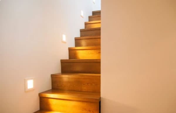 Step_Lights-Residential-Stairs
